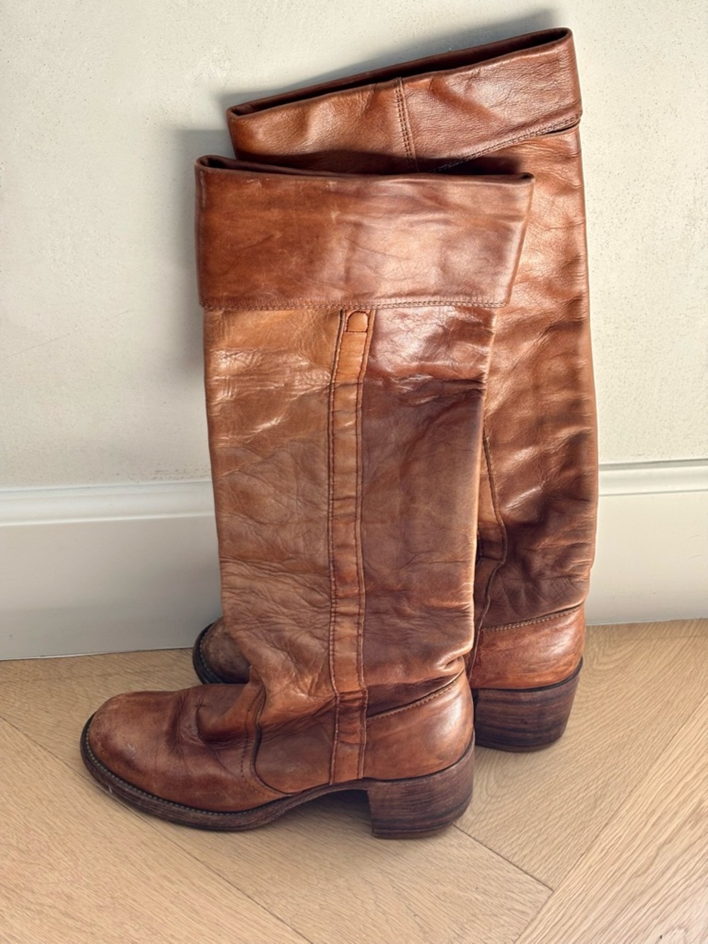 Vintage Authentic 70’s Frye Boots Women’s 7 - Super Beat Up